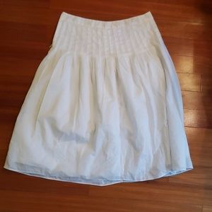 J Crew white lightweight cotton pleated skirt. 10.